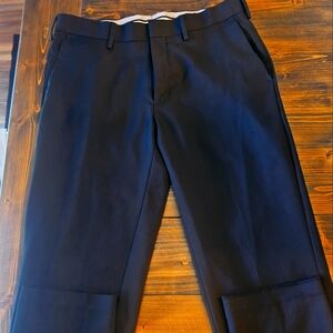 Men's Black Haggar Slim Fit/ Flat Front Dress Pants, size 32/32